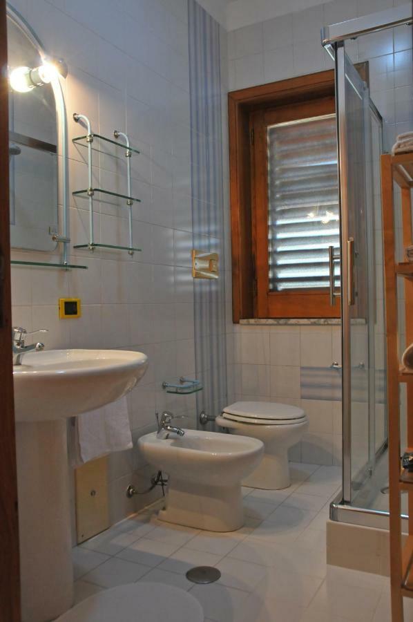Paestum Rosae Bed & Breakfast Dış mekan fotoğraf